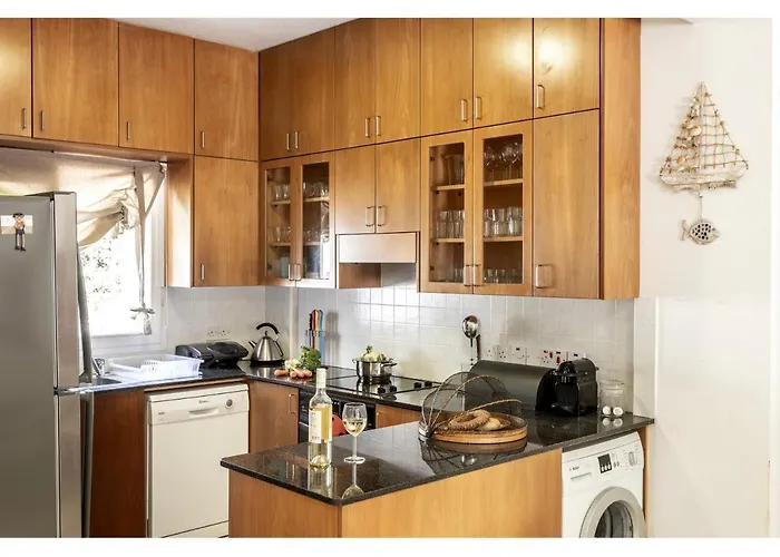 فيلة Apollon Seaside *