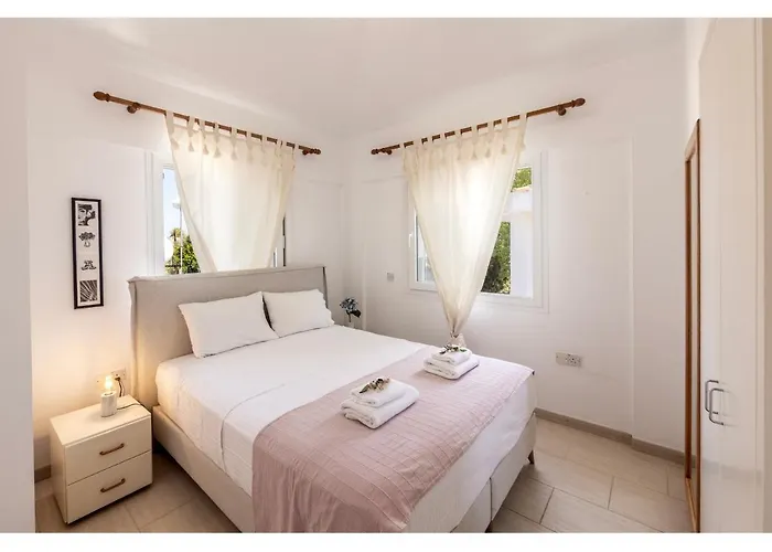 Apollon Seaside فيلة *