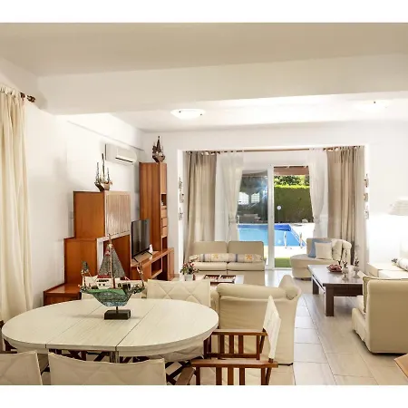 Villa Apollon Seaside Protarász